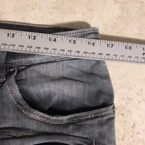 Men’s 34 Crysp Denim grey in color - Picture 7 of 14